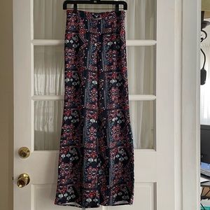 Divided Navy and Red Patterned Wide Leg Pants